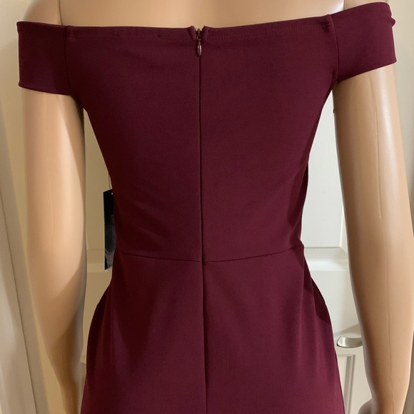 Women’s junior burgundy off- shoulder maxi length - Picture 11 of 11